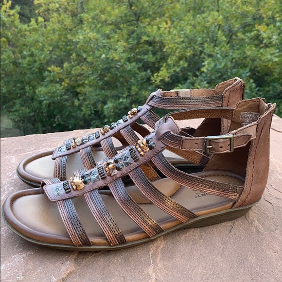 cobb hill gladiator sandals